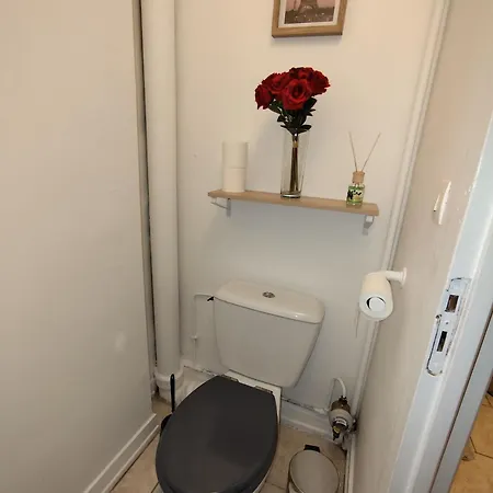 Poincare Apartment